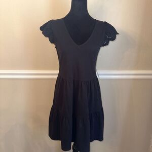 Express eyelet Cap Sleeve Ruffle Midi Simple V Neck Black Dress Women's XS NWT